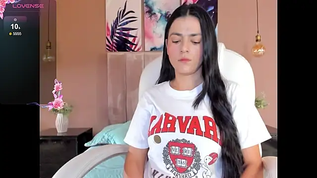 BellaClaiir online show from 11/25/25, 02:39