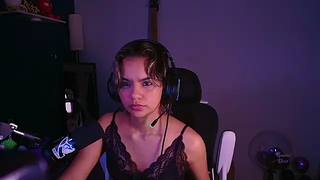 marlena3312 online show from 03/17/26, 01:58