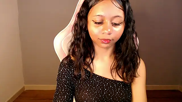 Snapshot of Natasha_mh2 chatting on 02/01/25, 12:51 Natasha mh2 online show from 02/01/25, 12:51