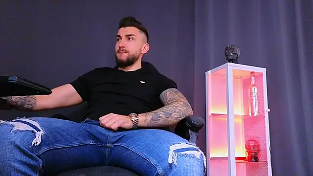 MightyAaron66 online show from 02/23/25, 07:11