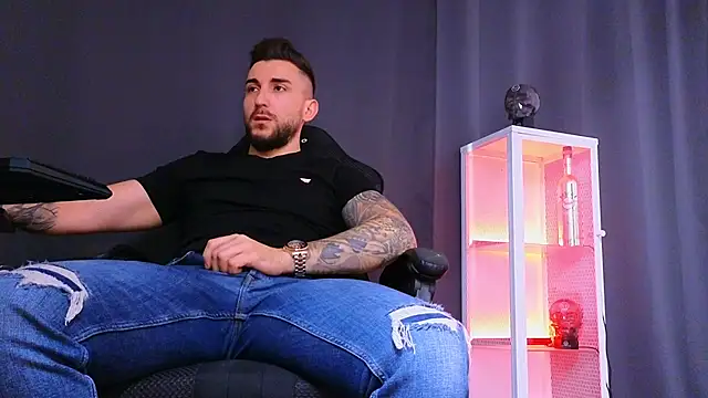 MightyAaron66 online show from 02/23/25, 10:17