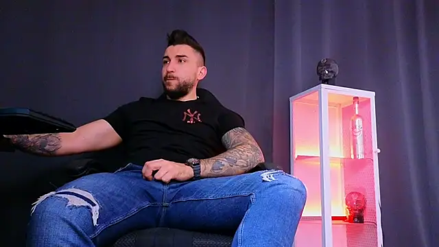 MightyAaron66 online show from 02/26/25, 04:36