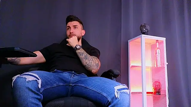 MightyAaron66 online show from 03/01/25, 05:42