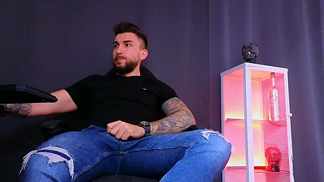 MightyAaron66 online show from 03/04/25, 02:38