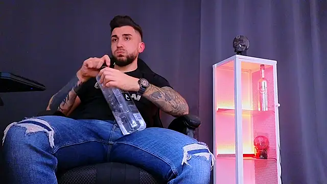 MightyAaron66 online show from 03/11/25, 11:01