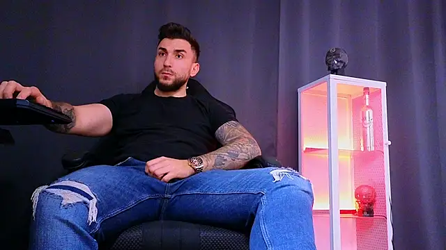 MightyAaron66 online show from 03/21/25, 04:07