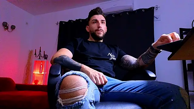 MightyAaron66 online show from 10/07/25, 04:42