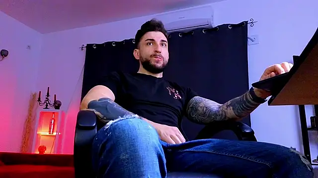 MightyAaron66 online show from 04/05/26, 02:31