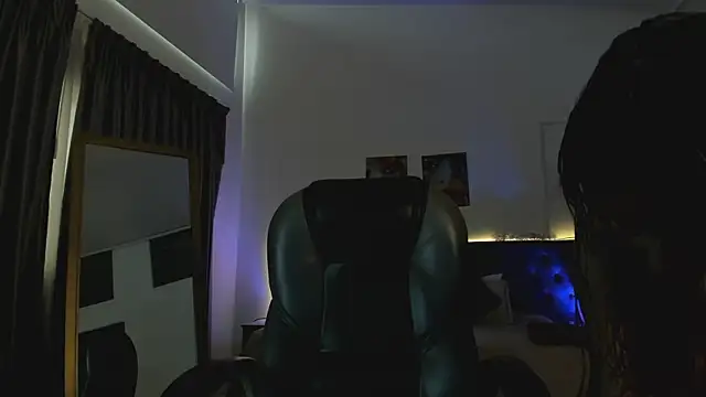 Tamy edwards online show from 10/04/25, 08:07