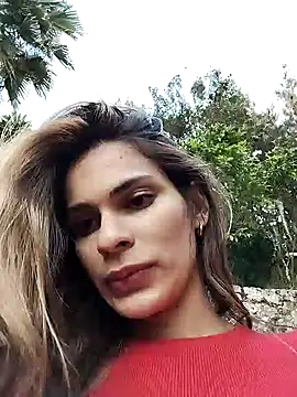 cuteluci  online show from 01/26/25, 01:25