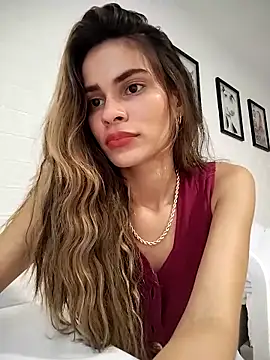 cuteluci  online show from 03/20/25, 02:10