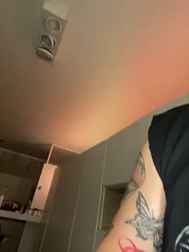 Snapshot of FakkaKaine_ chatting on 02/18/25, 01:54 FakkaKaine  online show from 02/18/25, 01:54