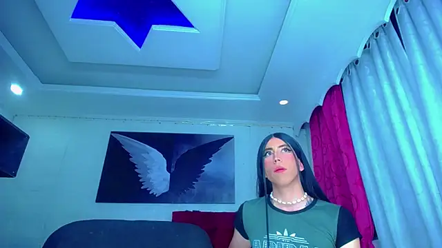 NahomiCamper online show from 10/07/25, 02:09