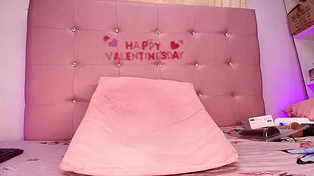 kata hazel online show from 02/12/25, 07:13