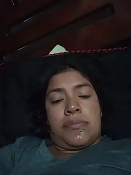 arianithaxox online show from 12/17/25, 10:49