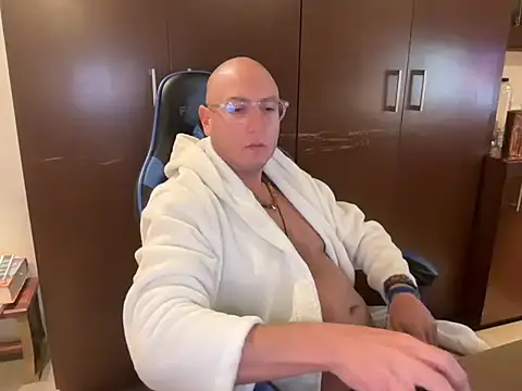 alanan881 online show from 02/22/25, 02:06