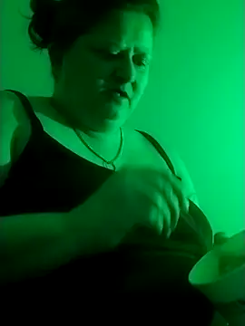 Snapshot of staceysmomfow chatting on 01/23/25, 03:16 staceysmomfow online show from 01/23/25, 03:16