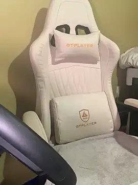 CrownedNyaries online show from 02/20/25, 11:42