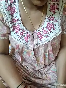 Snapshot of samitasharma chatting on 06/27/26, 05:01 samitasharma online show from 06/27/26, 05:01