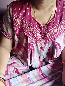 Snapshot of samitasharma chatting on 07/09/26, 07:01 samitasharma online show from 07/09/26, 07:01