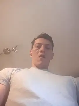 gigolopez1 online show from 02/01/25, 10:02