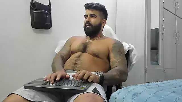 Lyon vach online show from 01/15/25, 04:15