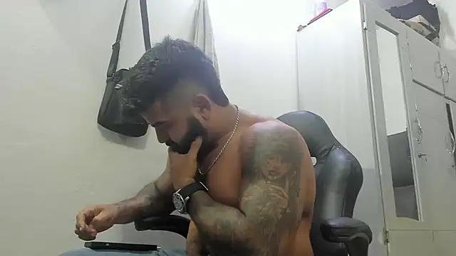 Lyon vach online show from 01/26/25, 06:58