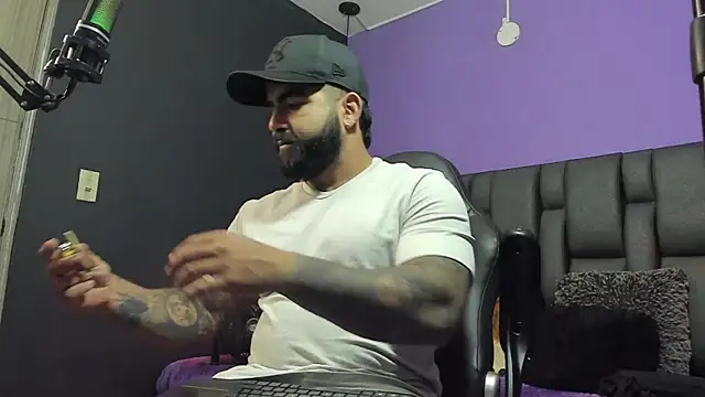 Lyon vach online show from 04/09/26, 01:49