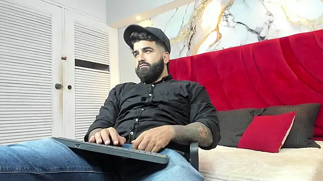 Lyon vach online show from 04/13/26, 12:54