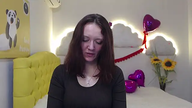 BarbaraStily online show from 02/15/25, 06:01