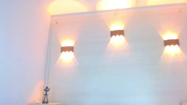 Molly Spears online show from 02/04/25, 04:29