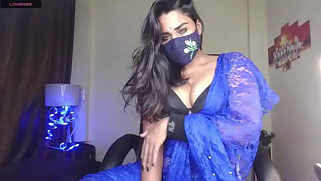 Black-Pearll online show from 02/10/26, 04:11