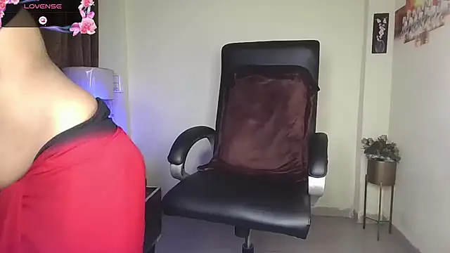 Black-Pearll online show from 02/14/26, 04:09