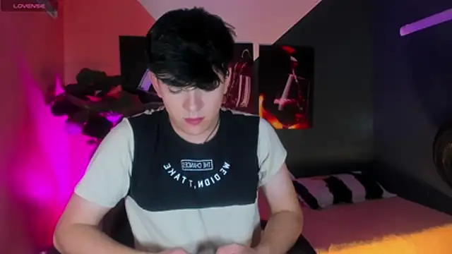 nolan twink1 online show from 12/13/24, 04:00