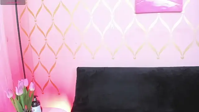 Snapshot of ladylians chatting on 01/08/25, 09:12 ladylians online show from 01/08/25, 09:12