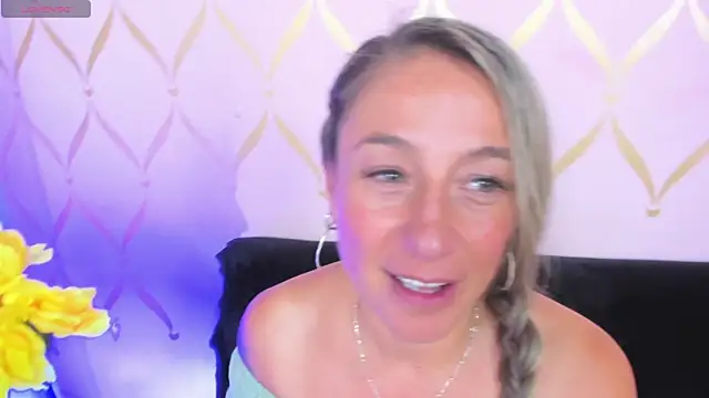 Snapshot of ladylians chatting on 01/09/25, 07:29 ladylians online show from 01/09/25, 07:29