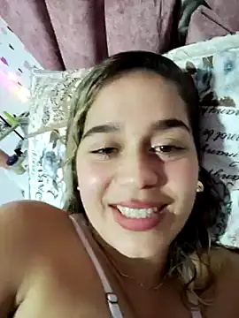 LaurenWelly  online show from 02/24/25, 12:30