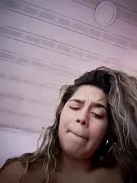 LaurenWelly  online show from 09/17/25, 09:16