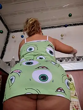 LaurenWelly  online show from 12/04/25, 07:44