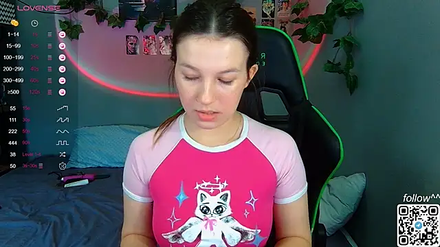 Cutie Vicky online show from 12/21/24, 04:30