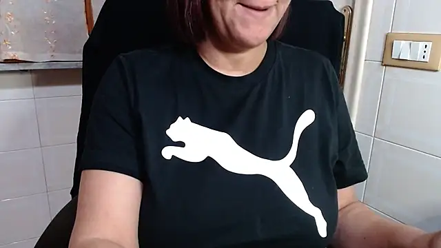 Foxlady2271 online show from 03/30/26, 12:06