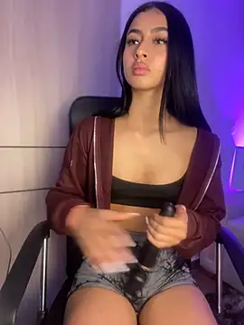 maddy bronw  online show from 01/18/25, 10:17