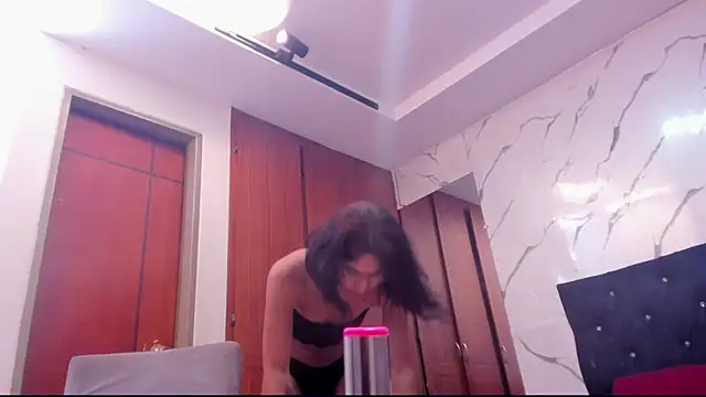 Snapshot of evelyn_wine chatting on 09/28/25, 07:08 evelyn wine online show from 09/28/25, 07:08