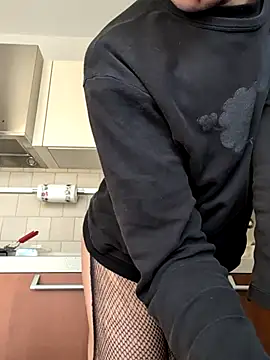 Snapshot of Passivellaxvoi chatting on 03/16/26, 02:21 Passivellaxvoi online show from 03/16/26, 02:21