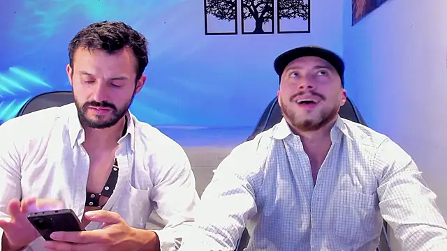 Snapshot of AlexJaz11 chatting on 07/02/26, 04:57 AlexJaz11 online show from 07/02/26, 04:57