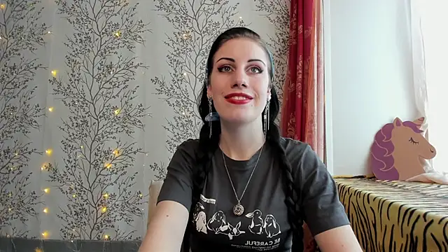 Mary0Lou online show from 01/30/25, 06:24