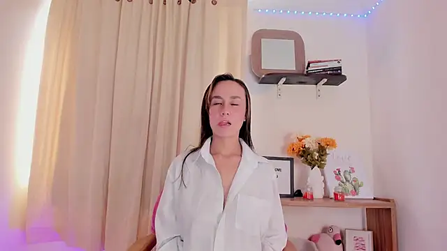 lila rush online show from 09/10/25, 07:36