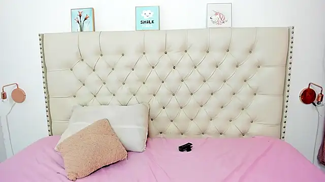 Snapshot of Kim_Eli chatting on 02/12/25, 07:56 Kim Eli online show from 02/12/25, 07:56