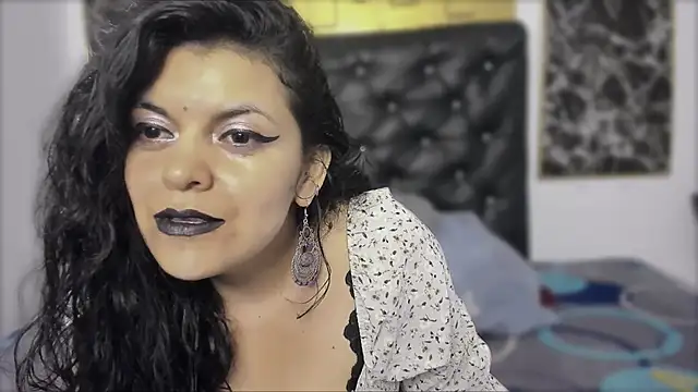 scarlett w0lf online show from 11/20/25, 01:55