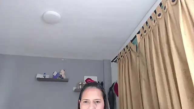 SusanLeroy online show from 02/05/26, 09:25